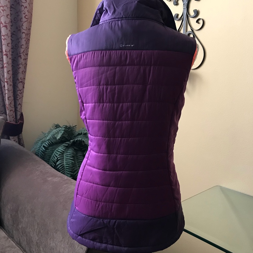 Champion Vest - Picture 2 of 3